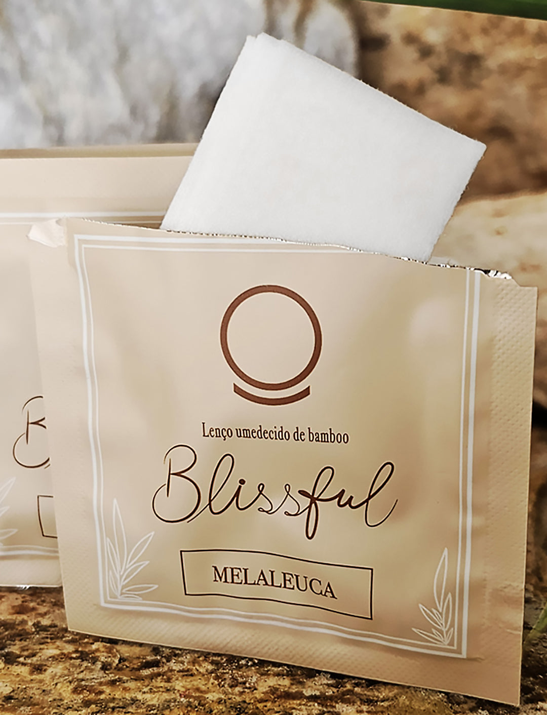Blissful – Lenços Umedecidos de Bambu com Óleos Essenciais – Melaleuca | 50 Unidades