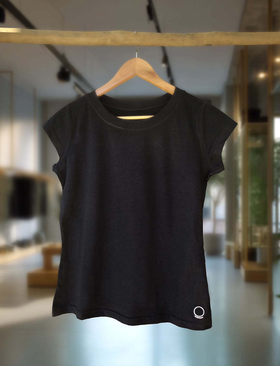 Camiseta Feminina de Cânhamo - Noir